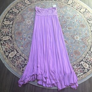 NWT free people size large Beautiful color Berry